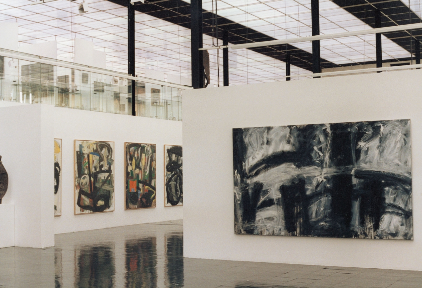 PROVOCATEURS ETRANGES