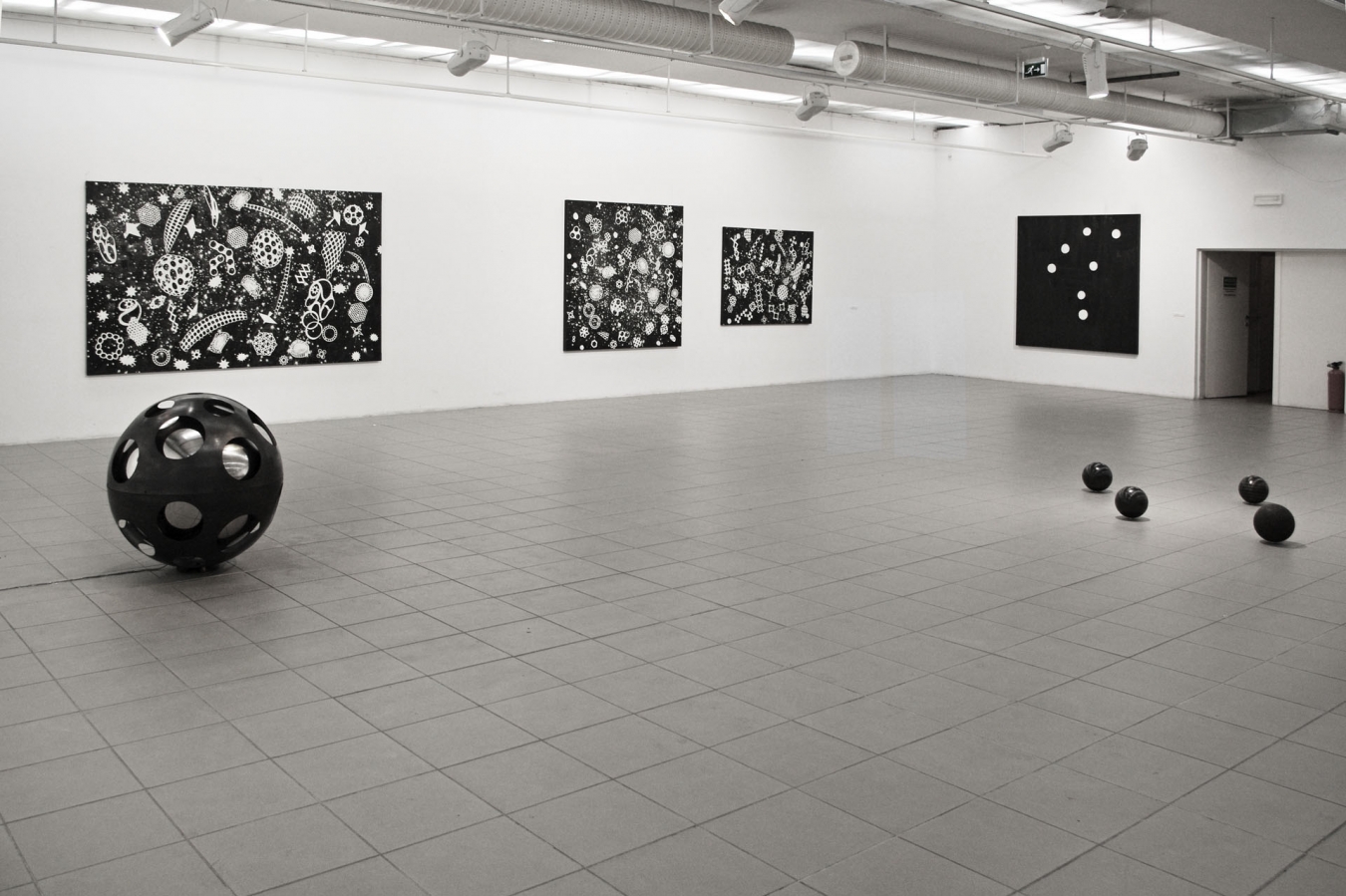 THE VICINITY OF CONSTELLATIONS